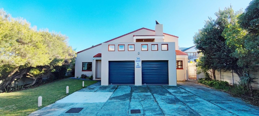 4 Bedroom Property for Sale in Franskraal Western Cape